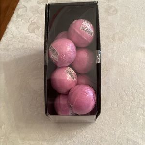 Lavender bath bombs 10 in box
